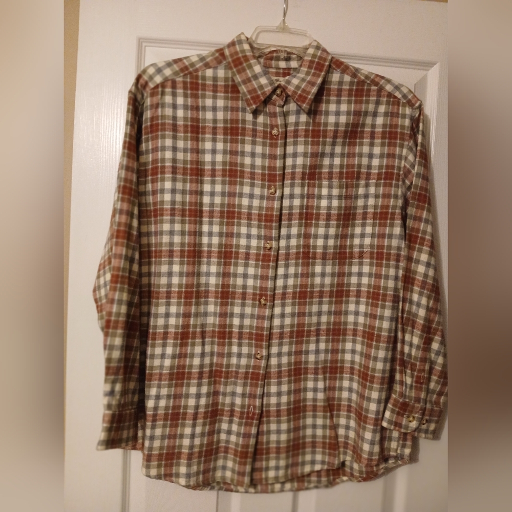 Eddie Bauer Women's Cotton Flannel Shirt - Size L